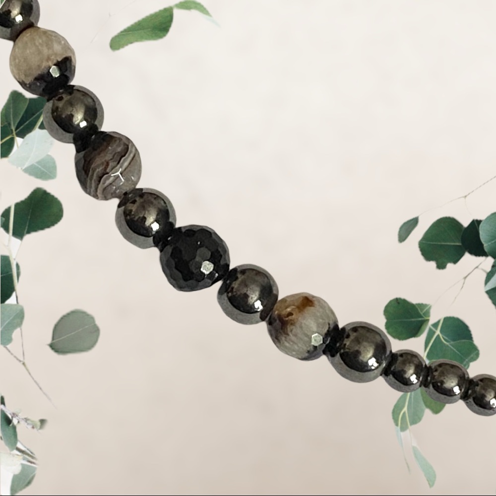 Hand Crafted Onyx Quartz and Hematite Bead Bracelet Authentic Real Stones - Picture 4 of 6